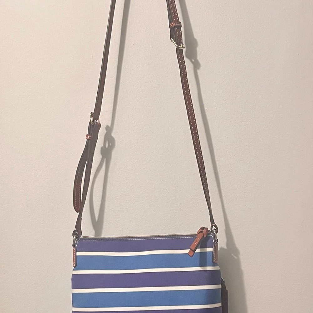 Dooney & Bourke Nautical Blue White Crossbody Bag - Picture 2 of 12